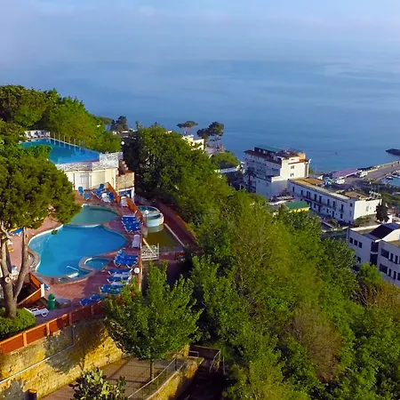 Hotell Suisse Thermal Village