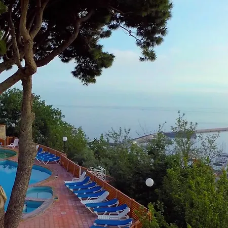 Hotell Suisse Thermal Village Casamicciola Terme