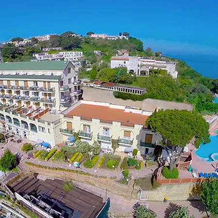 Suisse Thermal Village Hotell